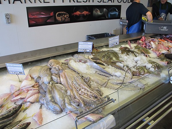 fishmarket-4